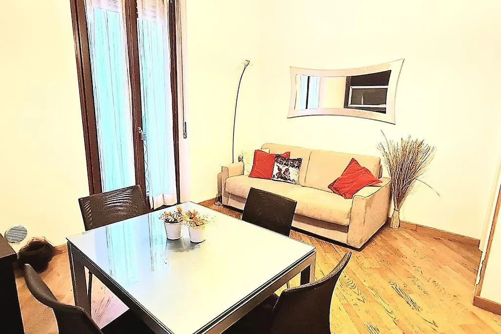 Luxury Verona Apartment City Centre