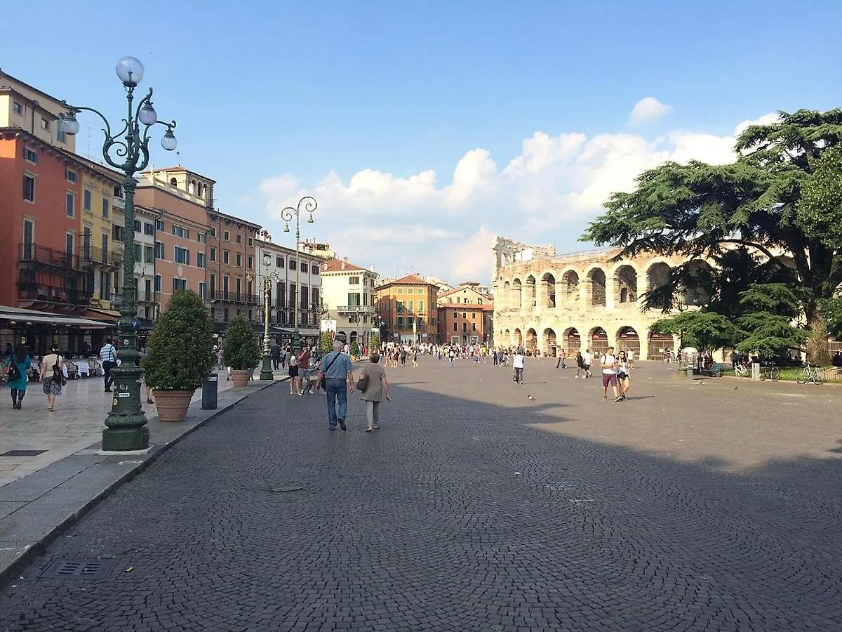 Luxury Verona Apartment City Centre
